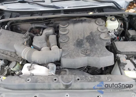 2020 Toyota 4Runner Trd Off Road Premium из США, поврежденный, VIN JTEBU5JR2L5819148